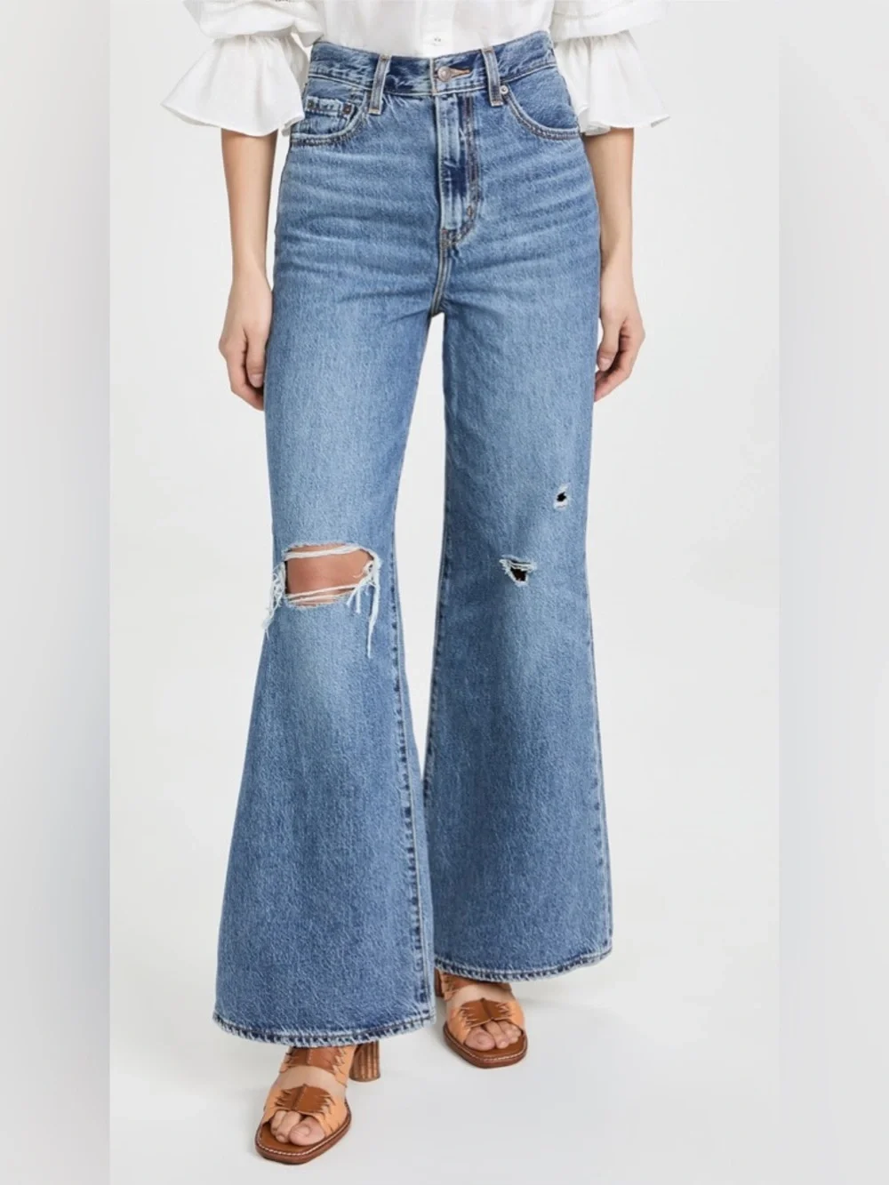 Levi’s High Loose Flare Jeans In Take Notes Size 26